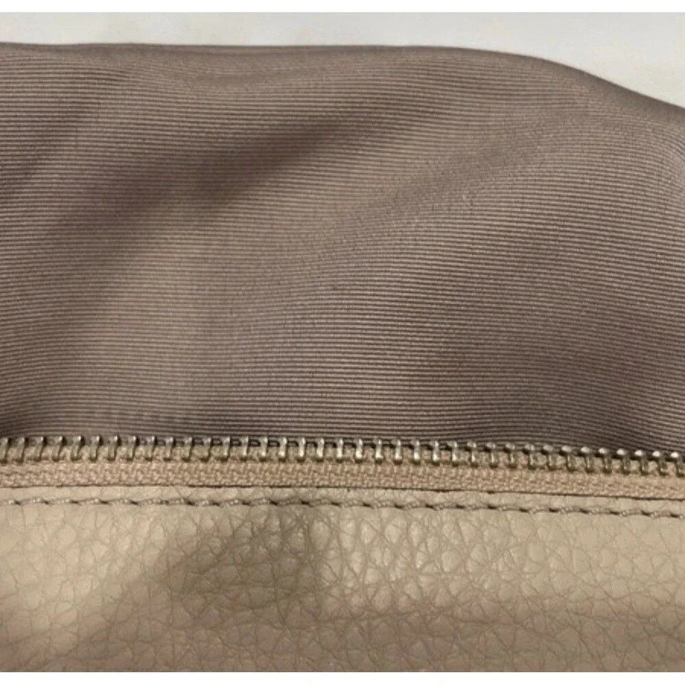 Marc Jacob’s Taupe Leather Camera Bag, Foil Stamped Logo Crossbody COA Included.